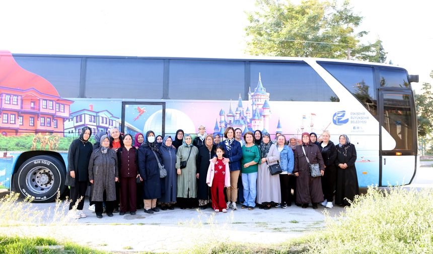 Eskişehirli kadınlar Sivrihisar'ın tarihi mirasın keşfetti