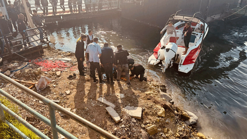 Fırat Nehri'ne atlayan kadını vatandaşlar kurtardı