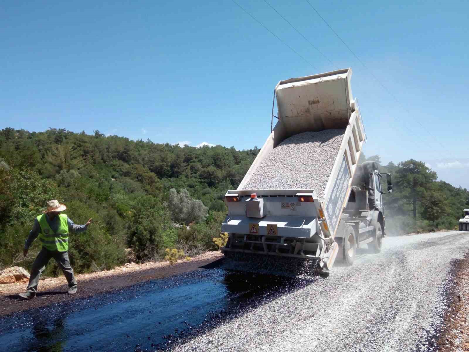 Büyükşehir 2024 Yılında 202 Kilometre Yol Çalışması Yaptı1