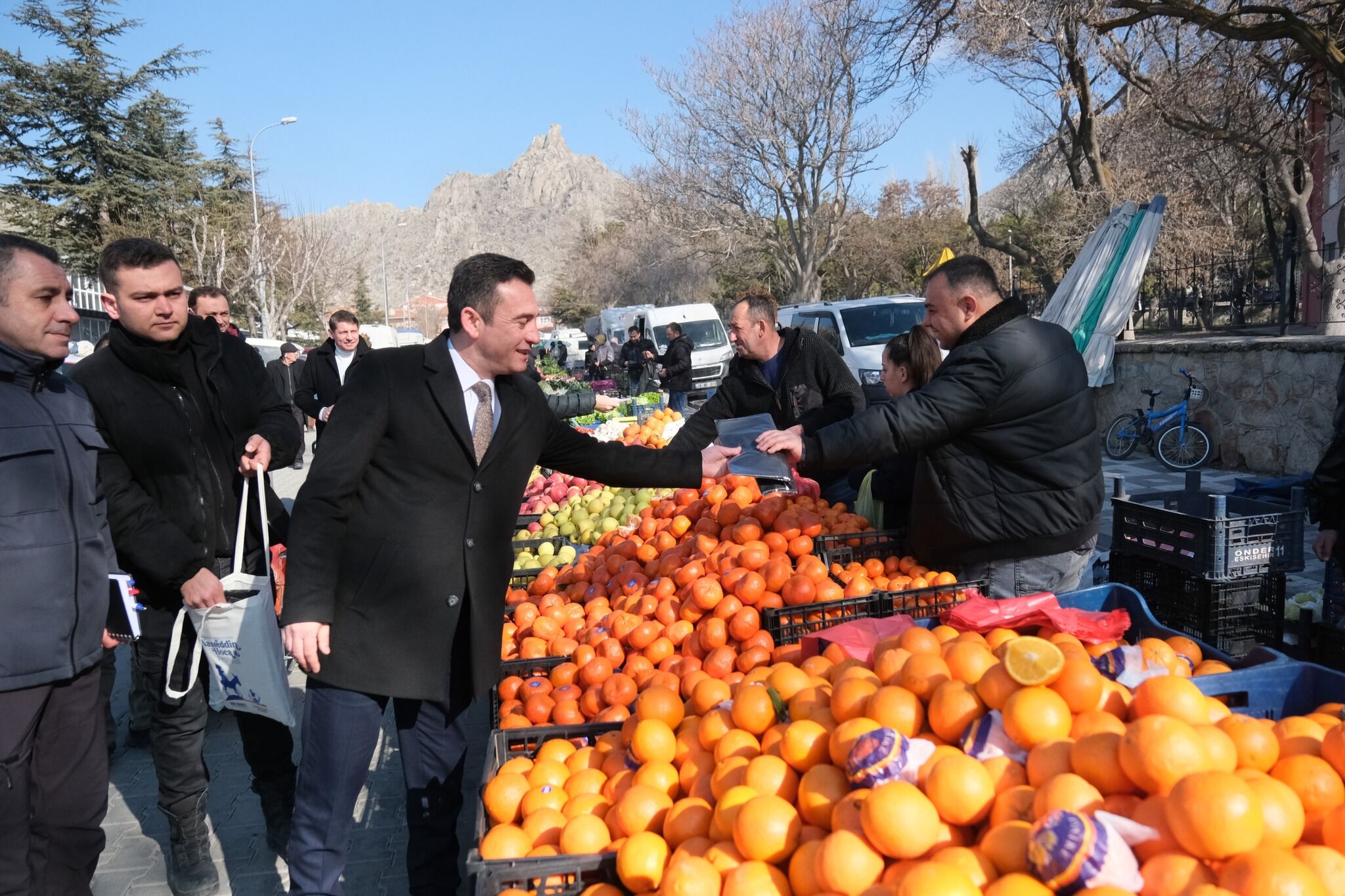Habil Dökmeci