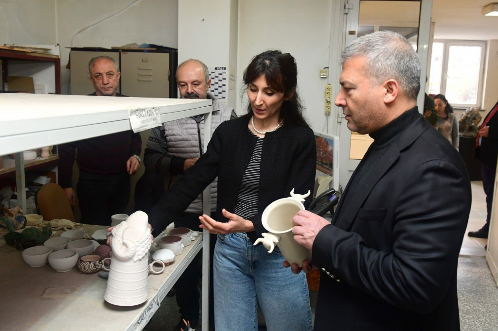 Rektör Prof. Dr. Adıgüzel, Güzel Sanatlar Fakültesini Ziyaret Etti1