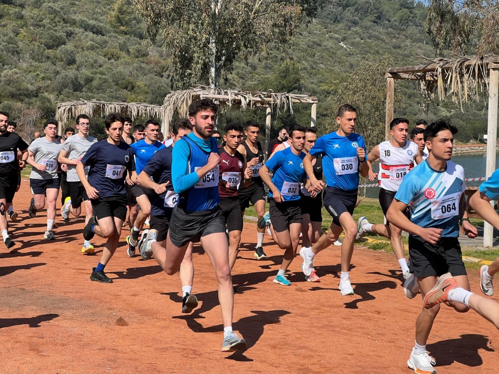 Anadolu Üniversitesi Kros Takımı Türkiye Şampiyonu Oldu2