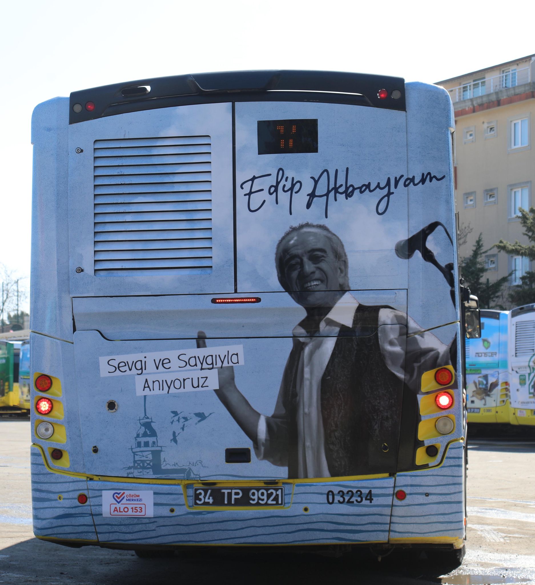 İett’den Edip Akbayram’a Vefa Özel Tramvay Ve Otobüs Seferleri (2)