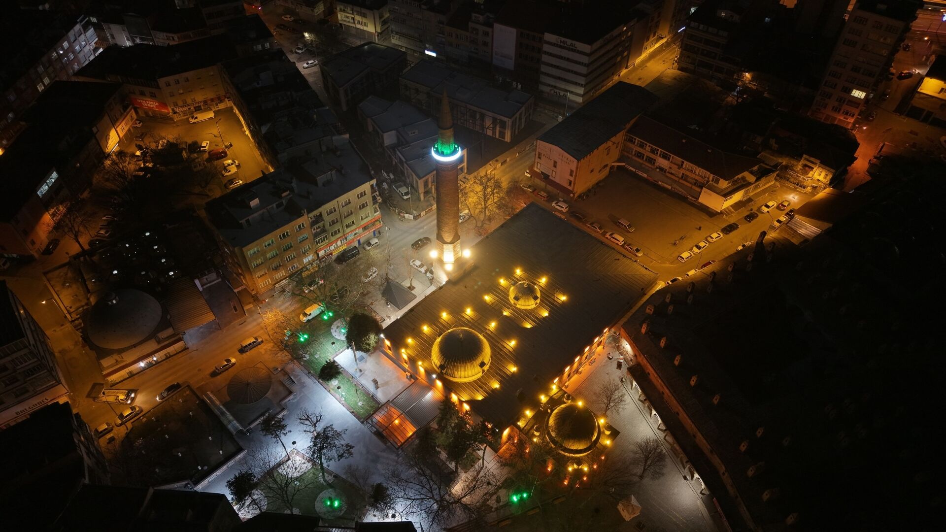 Kayseri Buyuksehir Ramazanda Camii Kebiri De Isiklandirdi 38