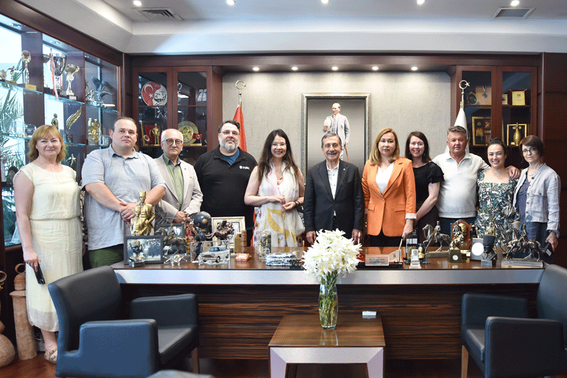 Başkan Ataç Eskişehir Kırım Derneğini ve Misafirlerini Ağırladı