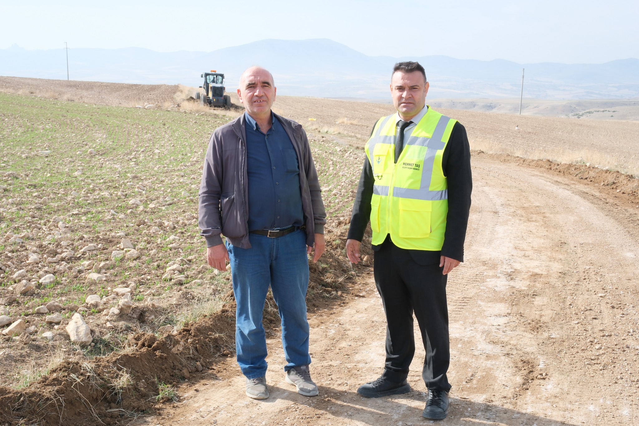 576535333 1304421898393401 3026255307412847000 N