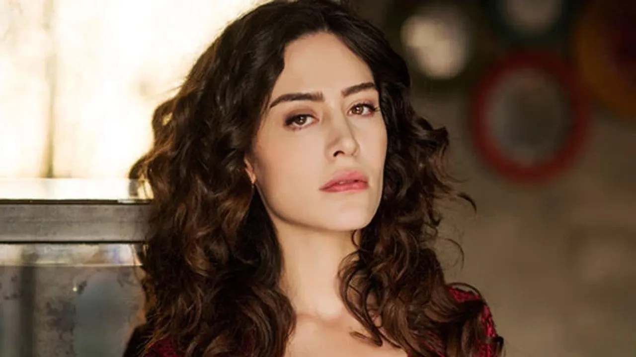 5C120Caf0F2544311846053E