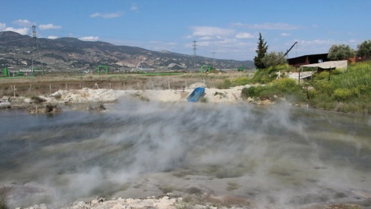 Yerin 3 Bin Metre Derinliginden Gelen Sifa