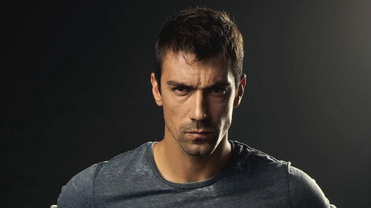 İbrahim Çelikkol Kimdir