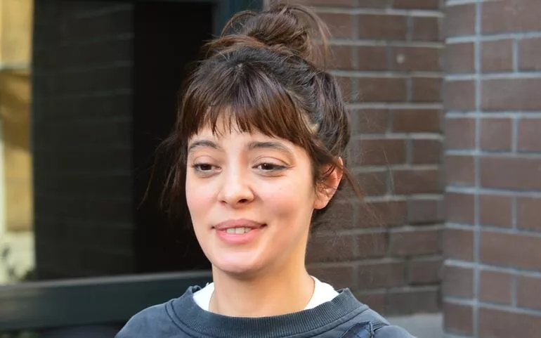 Selin Şekercii ve Ati242