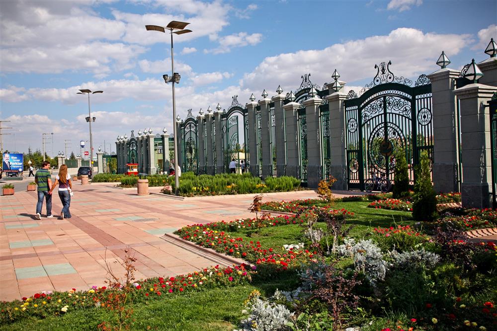 Eskişehir Kentparkta Emekli askeri personel Alparslan Koçak parkta yaşamına son verdi