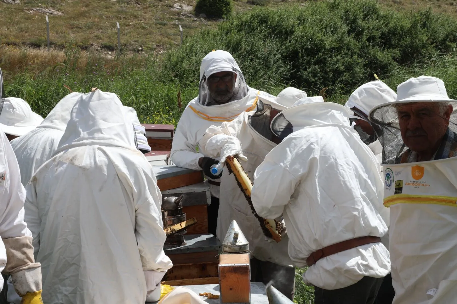 Kendi Balını Üretmek İsteyenler Dikkat
