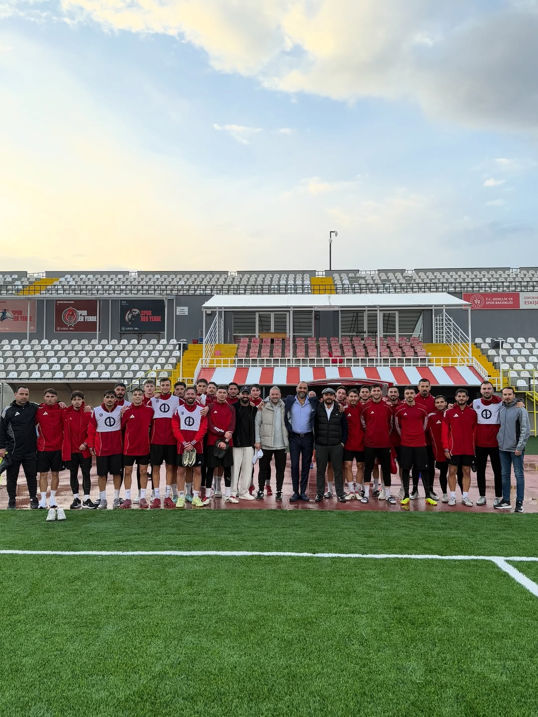 Balcıoğlu Alt Sıralardan Kurtulmalıyız