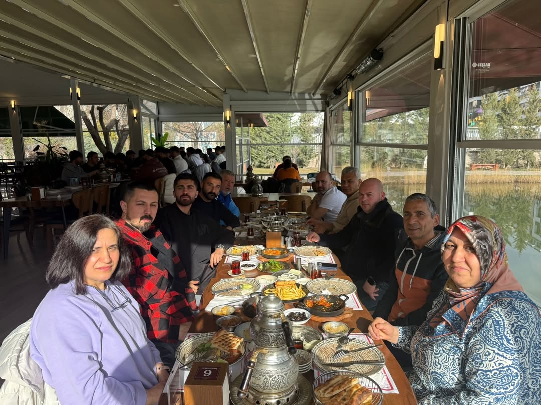 Balıkesir Öncesi Moral Kahvaltısı