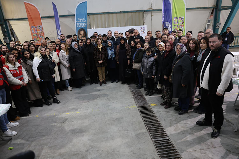 Büyükşehi̇r Ramazan Bereketi̇ni̇ Paylaşmaya Devam Edi̇yor (20)