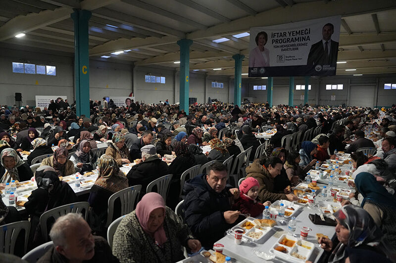 Büyükşehi̇rden 12 Kirsal İlçede İftar Sofrasi (4)