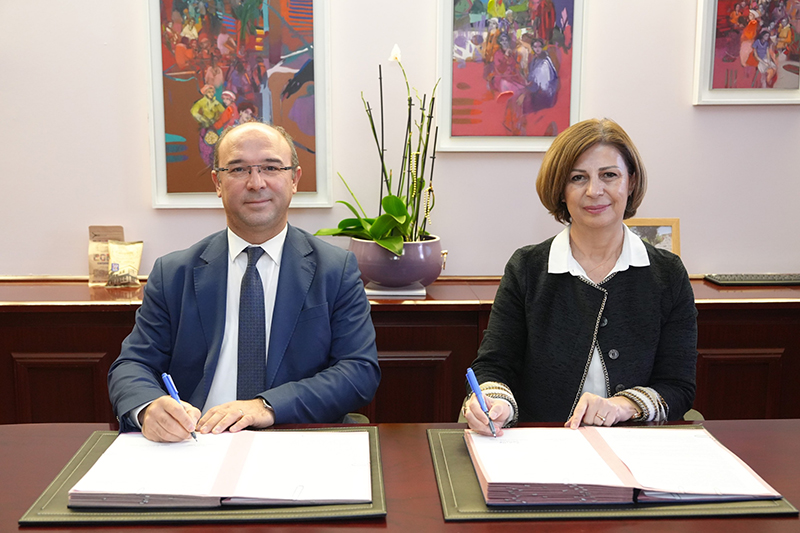 Çi̇dem İçi̇n İmzalar Atildi (1)