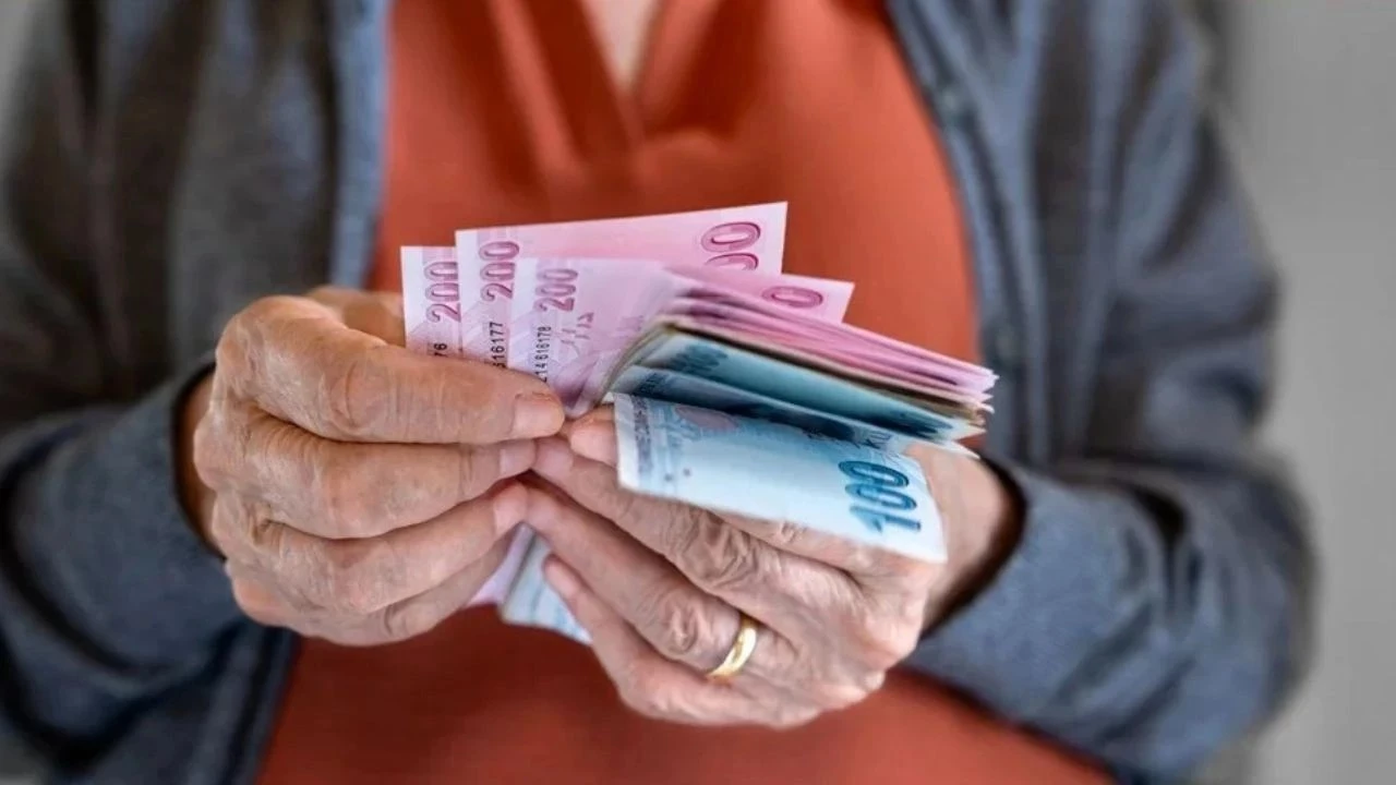 Emekliye yeni zam iddiası! 20 bin lira alanlar dikkat
