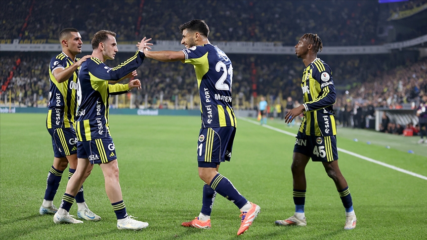 Fenerbahçe Avrupa sahnesinde! Rakip Nottingham Forest: İşte muhtemel 11'ler!