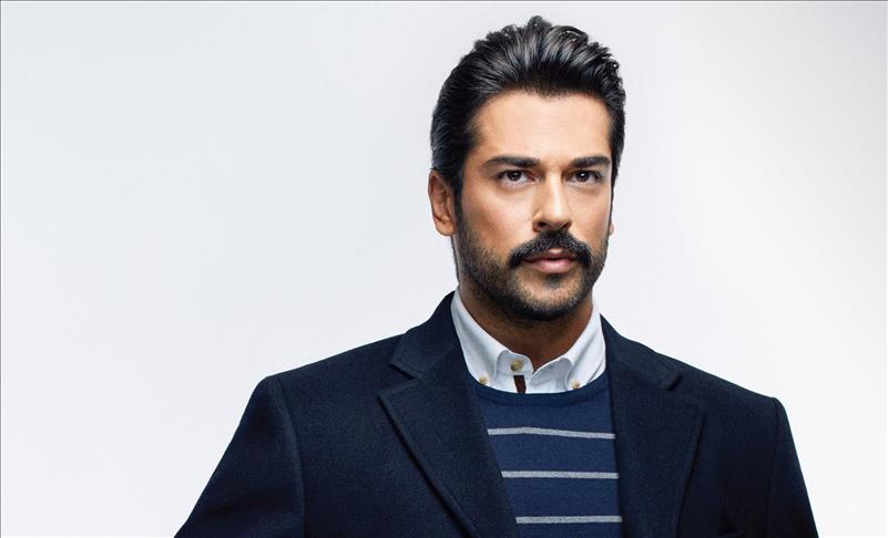 Burak Özçivit'in serveti 1 milyar TL'yi aştı! Lüks malikane satın aldığı iddia ediliyor