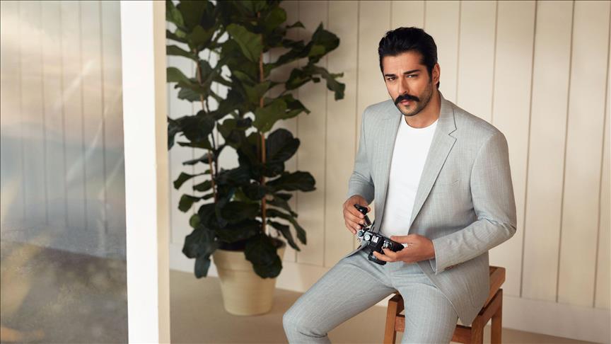 Burak Özçivit'in serveti 1 milyar TL'yi aştı! Lüks malikane satın aldığı iddia ediliyor