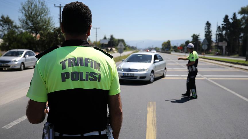 Trafik cezalarının artırılmasına yönelik düzenlemeleri de içeren kanun teklifi, TBMM Genel Kurulunda kabul edildi