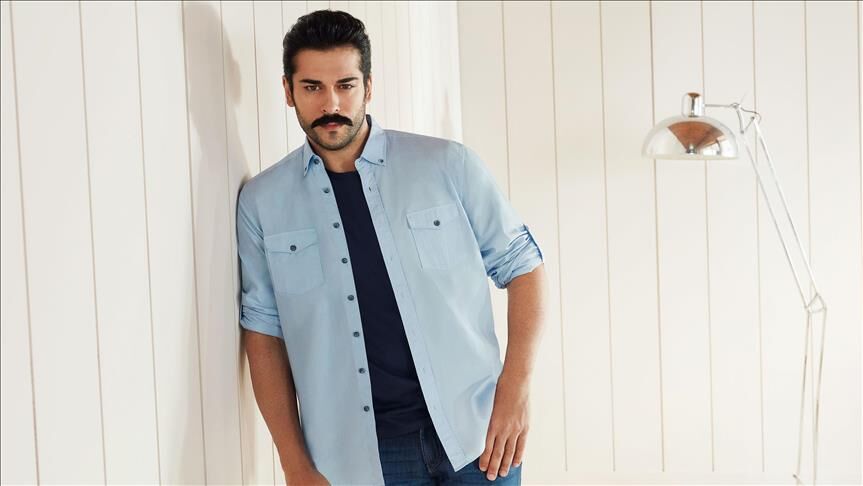 Burak Özçivit, Eyüpsultan’da 30 daireyi tek seferde aldı