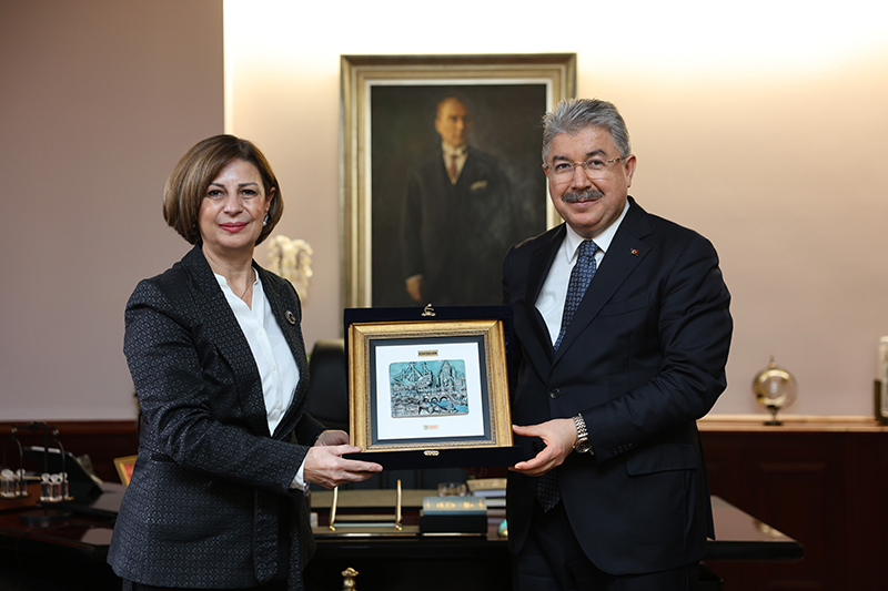 Vali̇ Yilmaz’dan Başkan Ünlüce’ye Zi̇yaret (1)