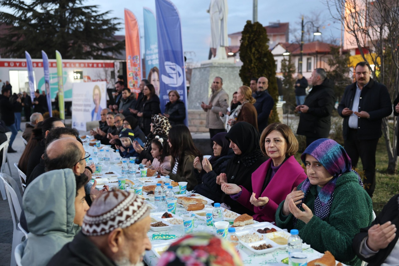 Eskişehir Büyükşehir Belediyesi'nin geleneksel iftar programları başladı