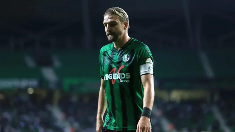 Sakaryaspor'da Caner Erkin'in sözleşmesi feshedildi