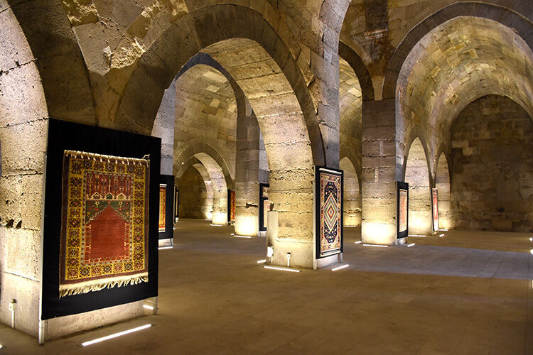 Dizi ve film yapımcılarının ilgisi tarihi Sultanhanı Kervansarayı'nın tanıtımına katkı sağlayacak