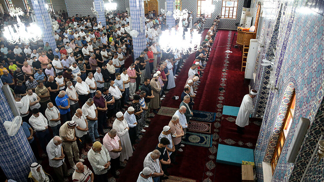 Eskişehir ve Tüm İller İçin Bayram Namazı Saatleri Açıklandı!