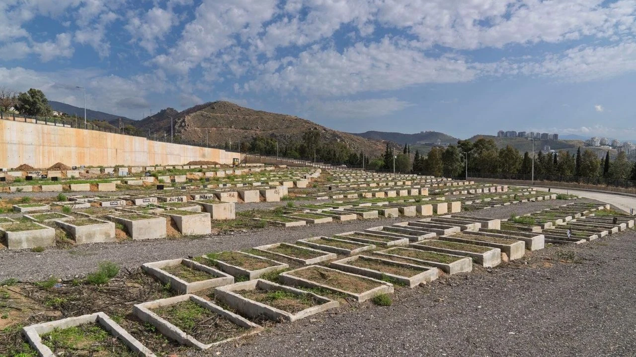 Eskişehir Büyükşehir'den Mezarlık Alanı Kararı