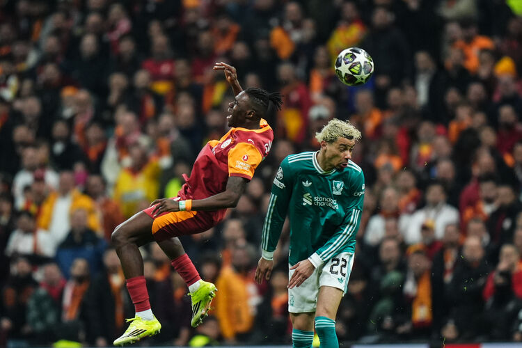 Anfield Road’da Tarihi Gece: Galatasaray Çeyrek Final İçin Sahada!