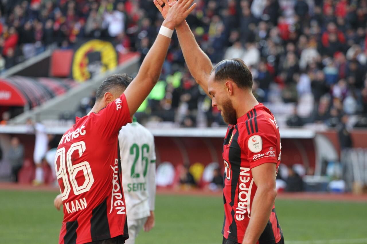 Kaan Baysal ve Jakop Aydemir