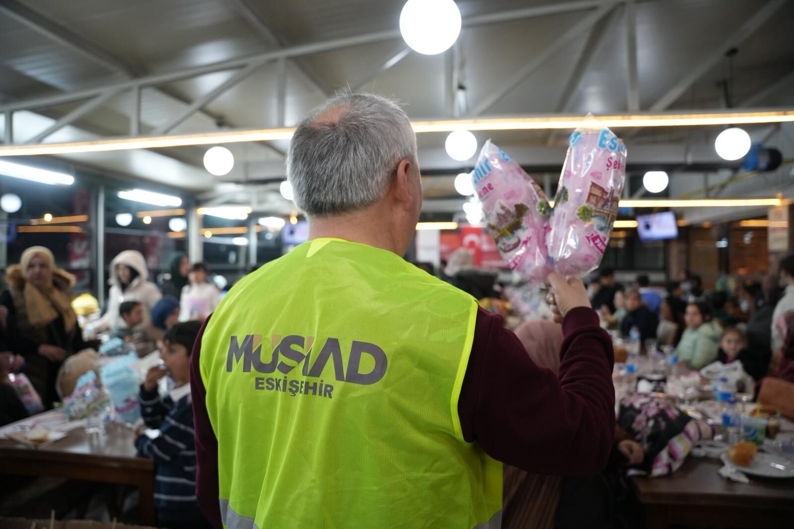 MÜSİAD ve İHH’dan Gönüllere Dokunan İftar