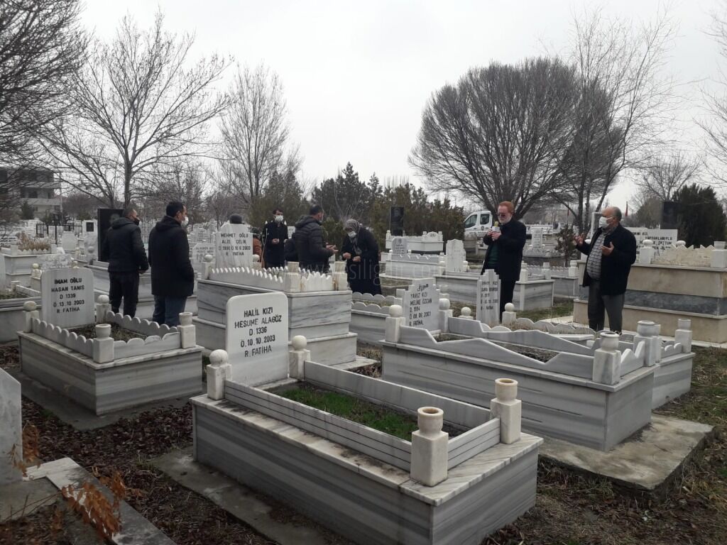 Eskişehir Büyükşehir'den Mezarlık Alanı Kararı