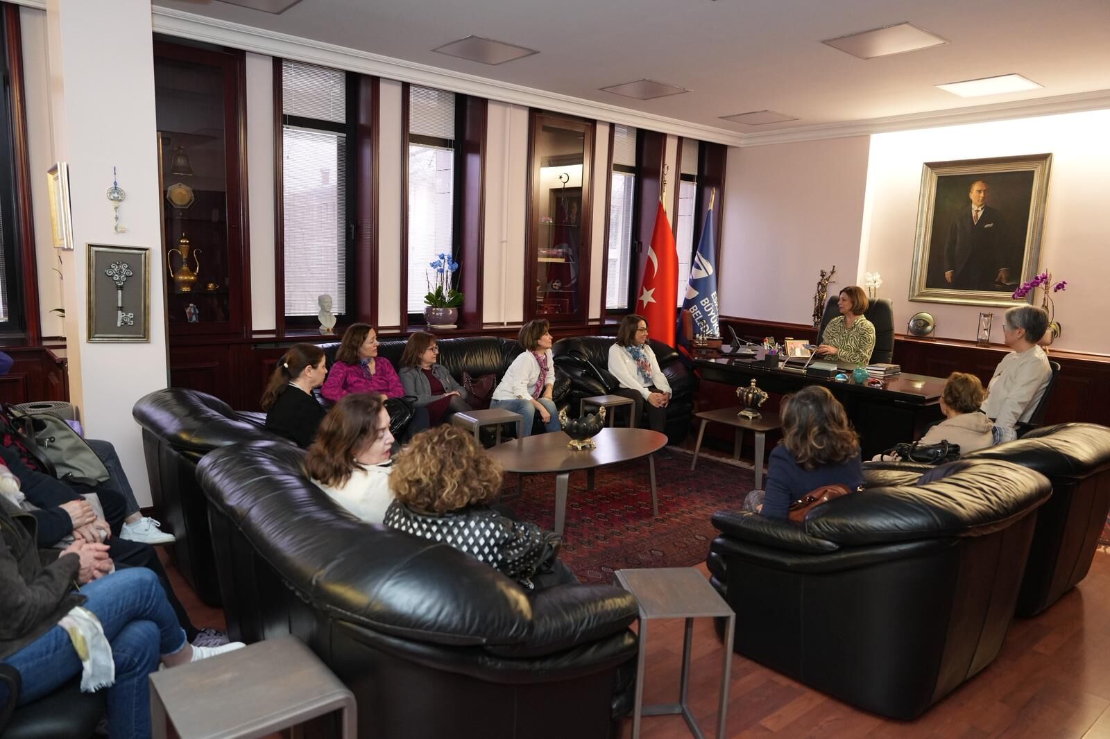 Ankara Hukuk Mezunu Kadinlardan Başkan Ünlüce’ye Zi̇yaret (2)