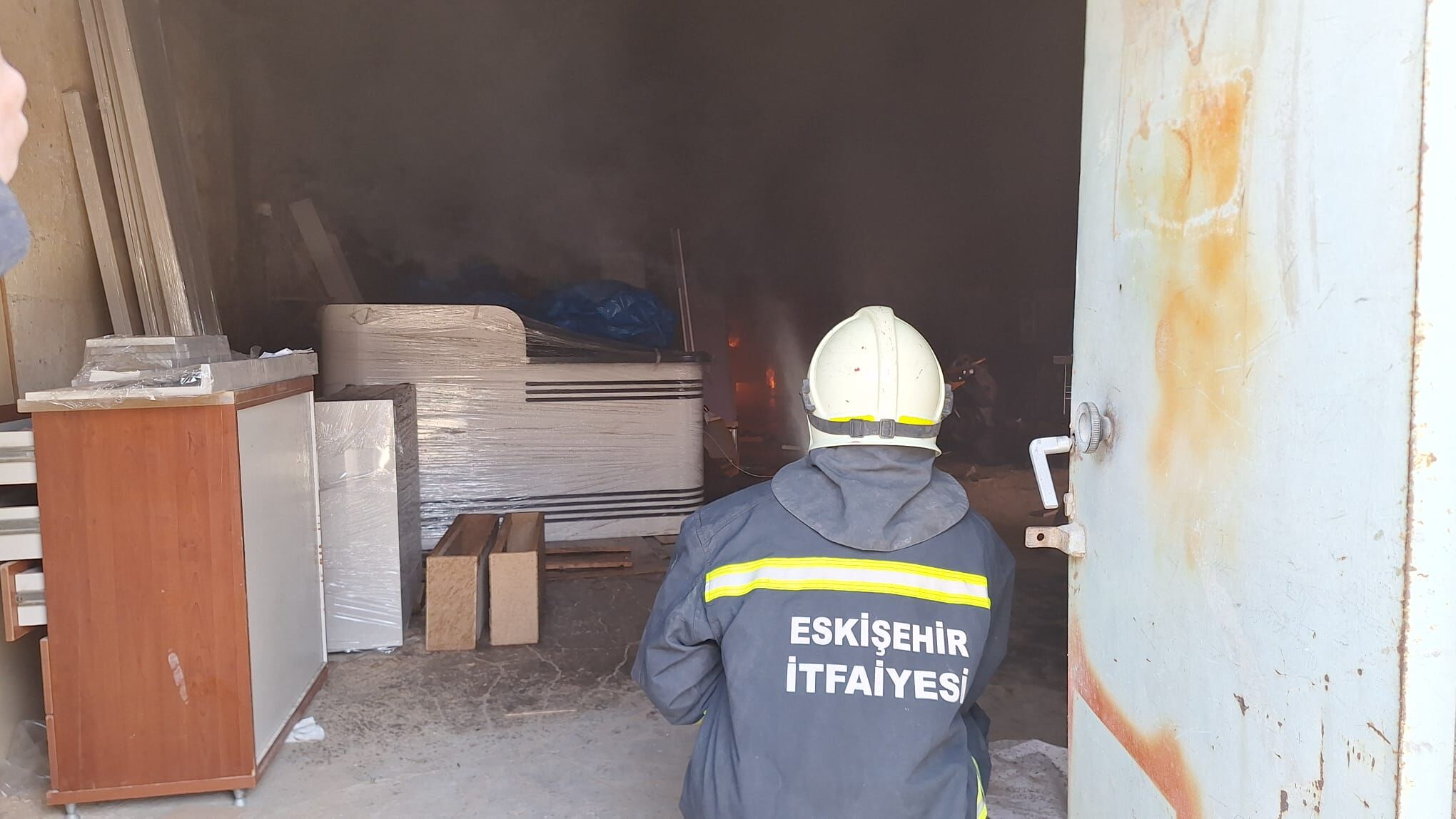 Boş Depo Yangını (3)