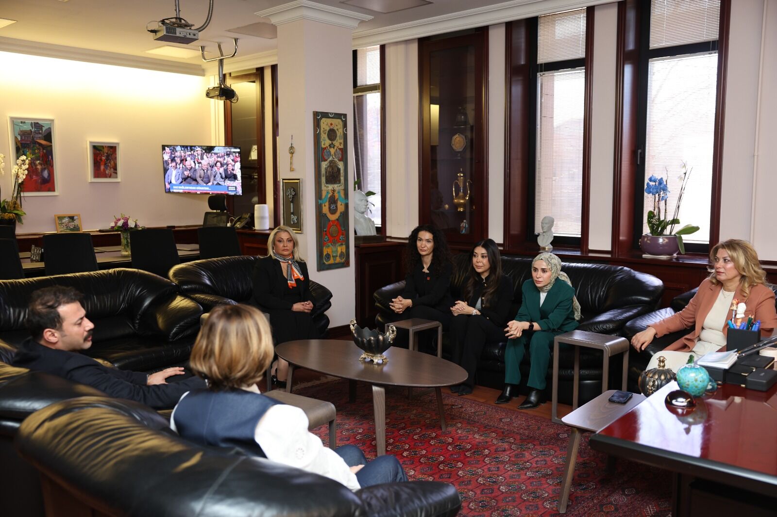 CHP KADIN KOLLARI BAŞKANI ZİYARET