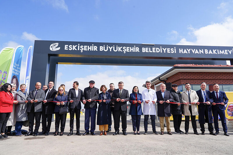 Eski̇şehi̇r Büyükşehi̇r Beledi̇yesi̇ Hayvan Bakimevi̇ Açildi (1)