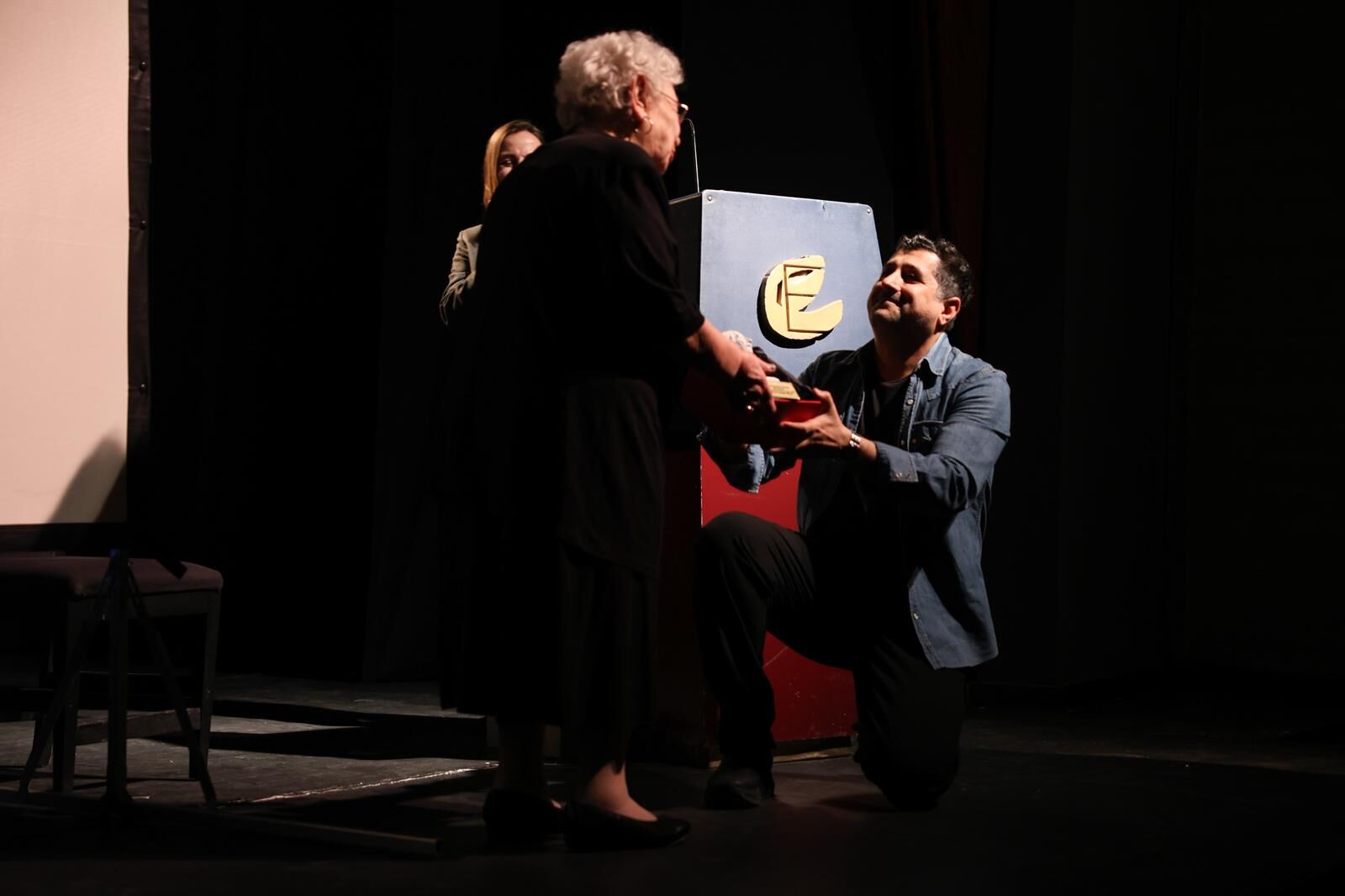 Genco Erkal Ödülü