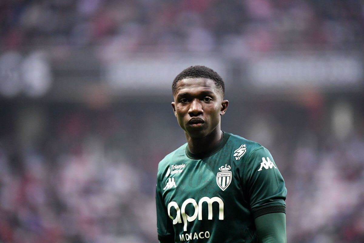 Fenerbahçe orta sahada köklü revizyona hazırlanıyor!