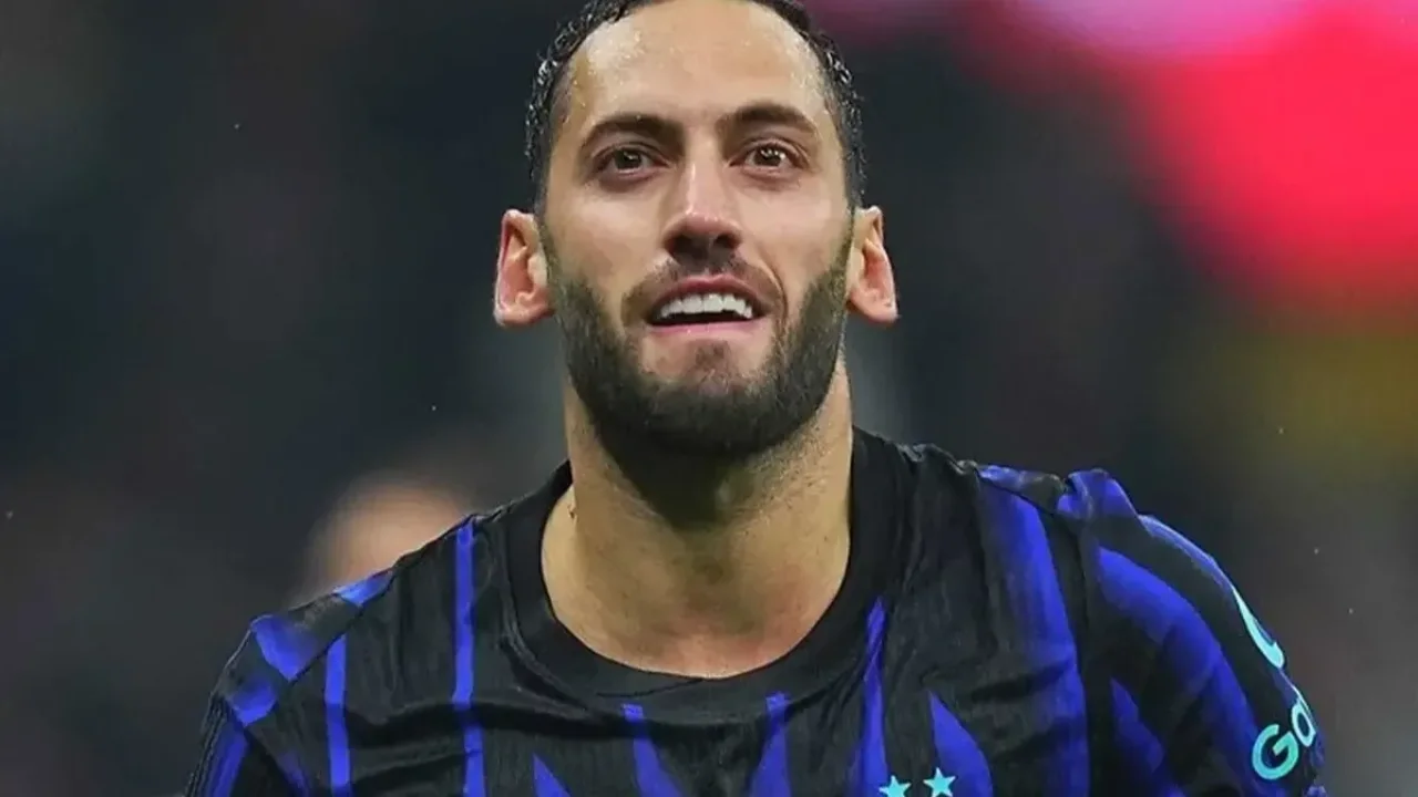 Hakan Calhanoglu