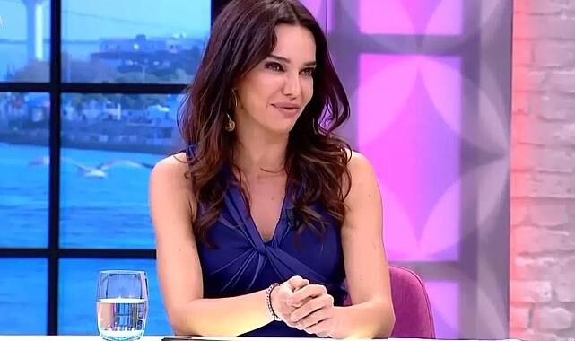 Hande Ataizi'den Hülya Avşar'a Ağır Salvolar