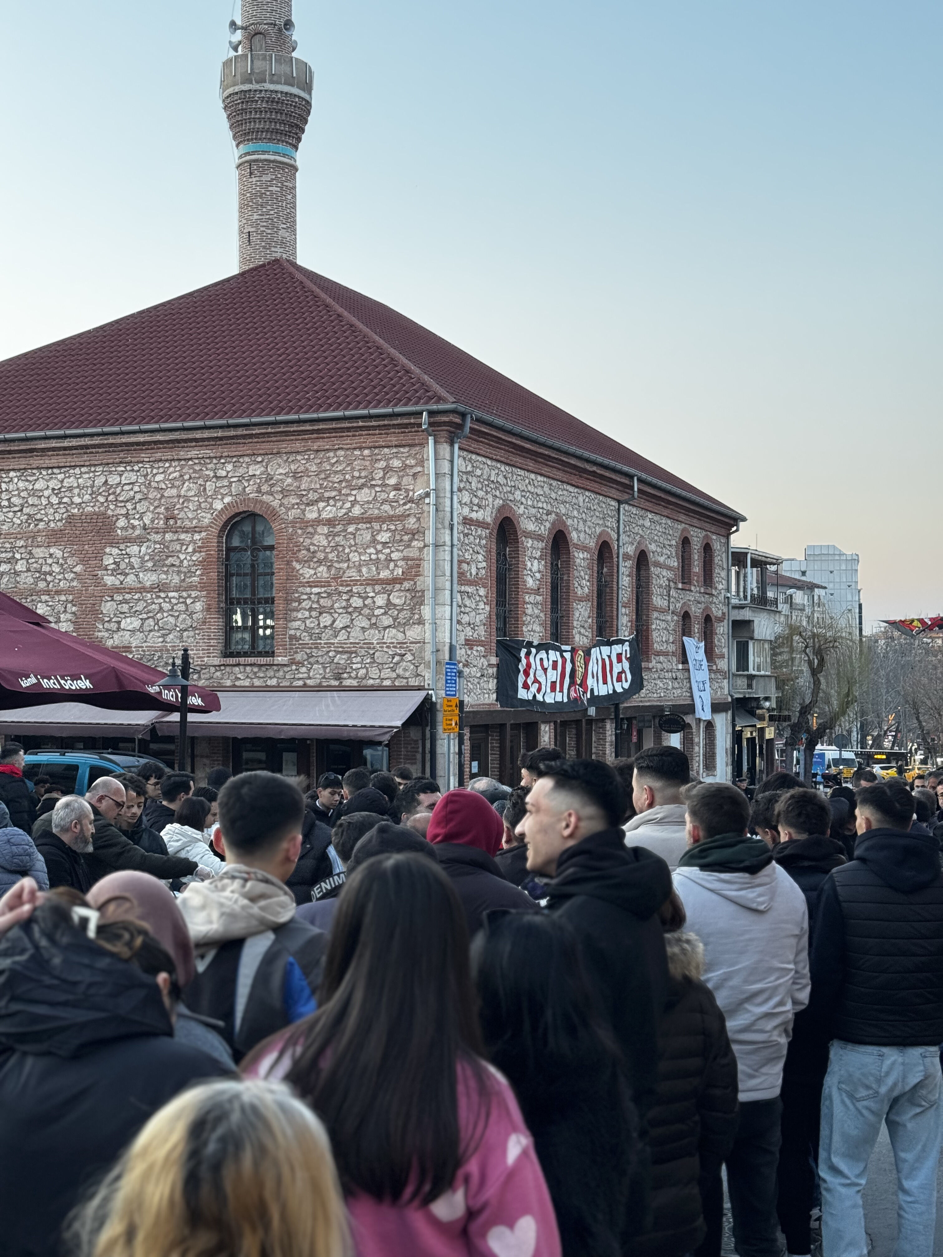  Altes’in Sofrası Vatandaşla Doldu Taştı