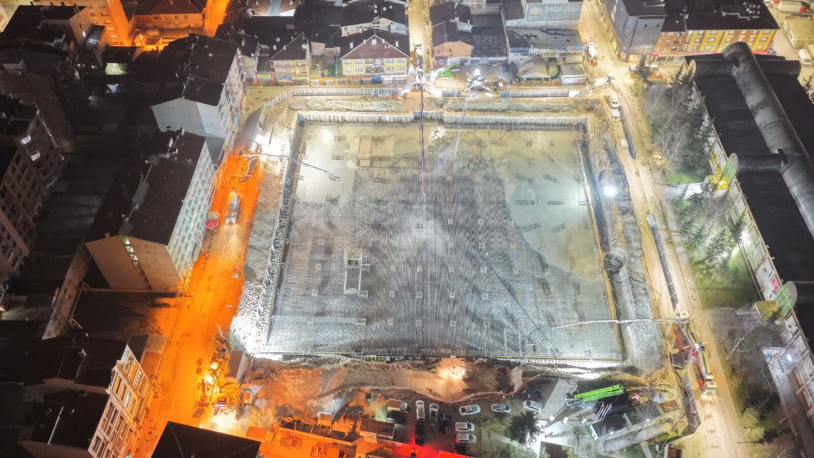 Kurtuluş Kapalı Pazar Yeri’nde (1)