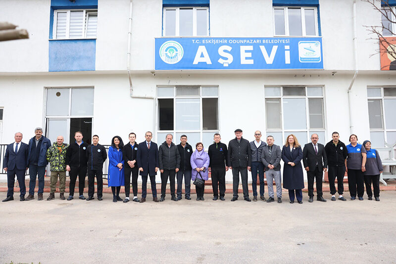 Odunpazarı Belediyesi’nde Bayramlaşma Emek Ve Barış Vurgusu (6)