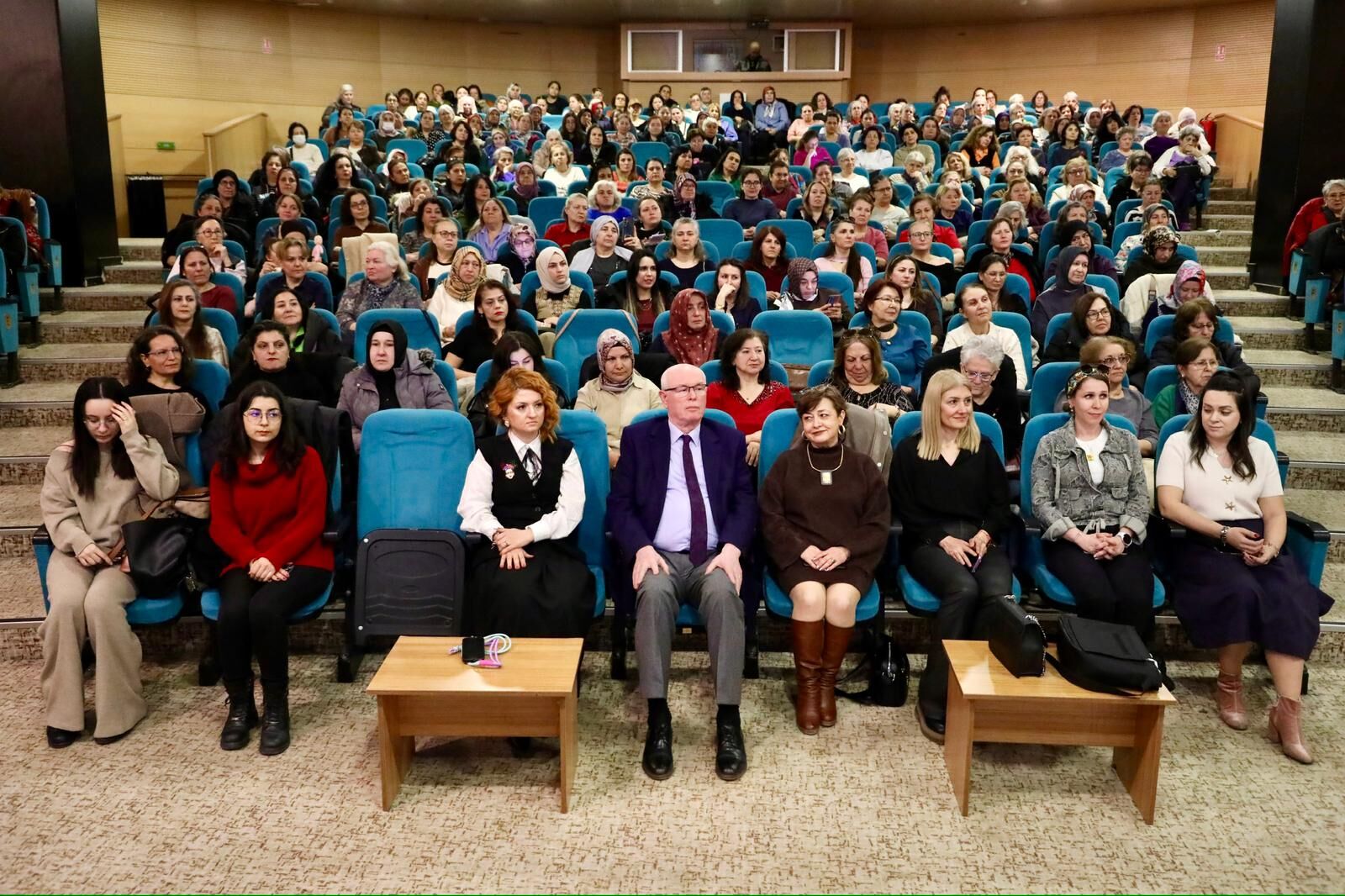 8 MART FİLM GÖSTERİMİ