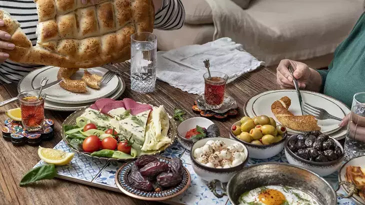 RAMAZANDA SAĞLIKLI BESLENME